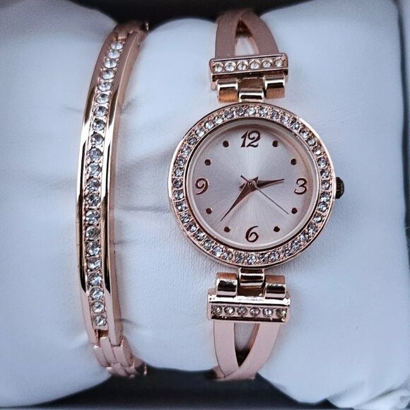 FMD Ladies Wristwatch Analog Quartz Watch Rose Gold Tone W/ Bracelet w/ Box - Picture 1 of 12